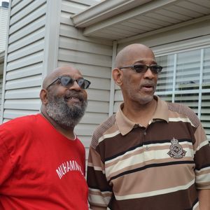 Meet your Posher, Cliff